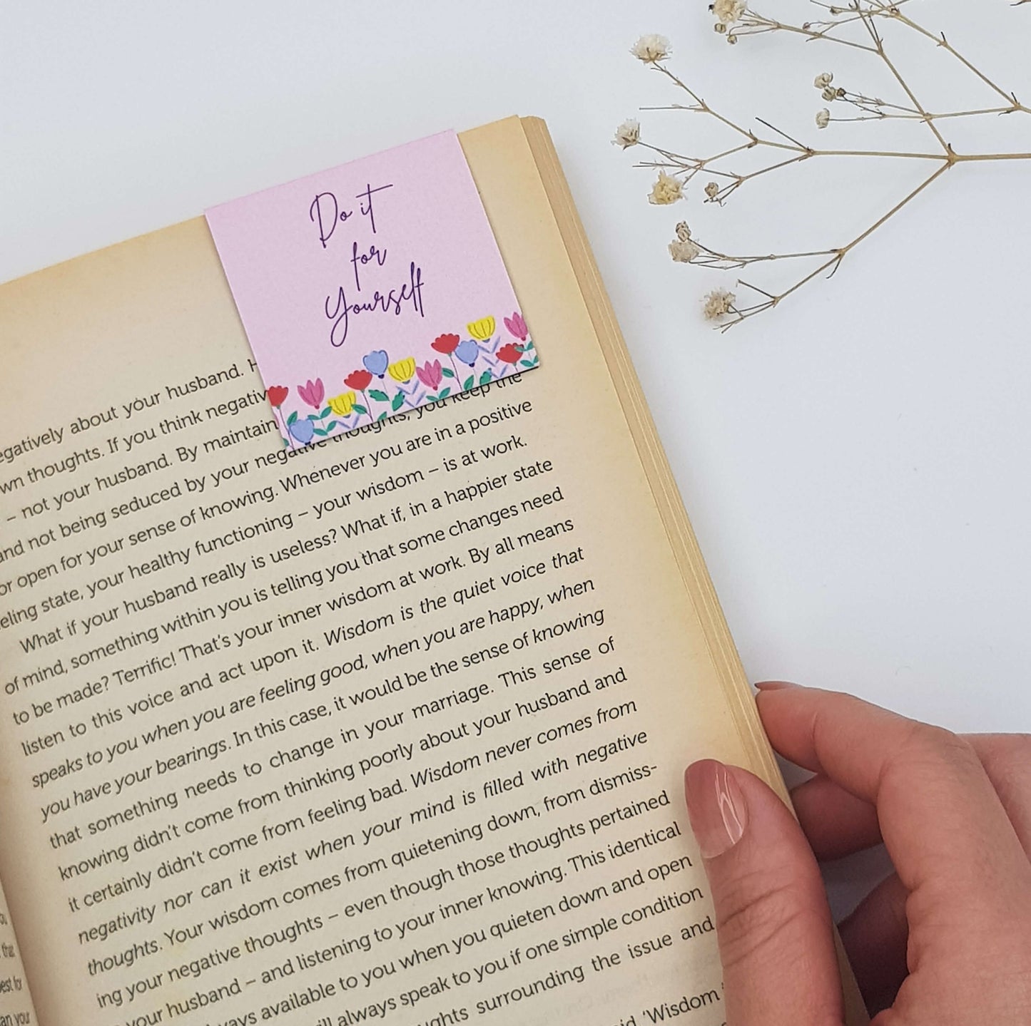 Floral Garden Magnetic Bookmark - Pink