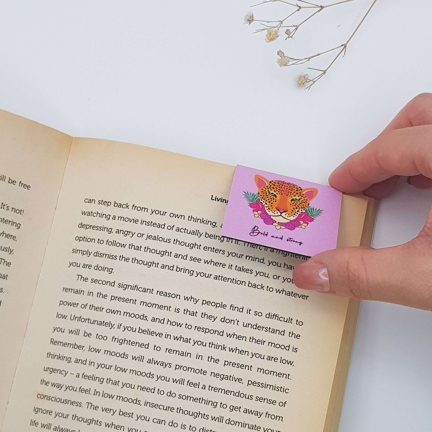 Bold and Strong Magnetic Bookmark - Pink