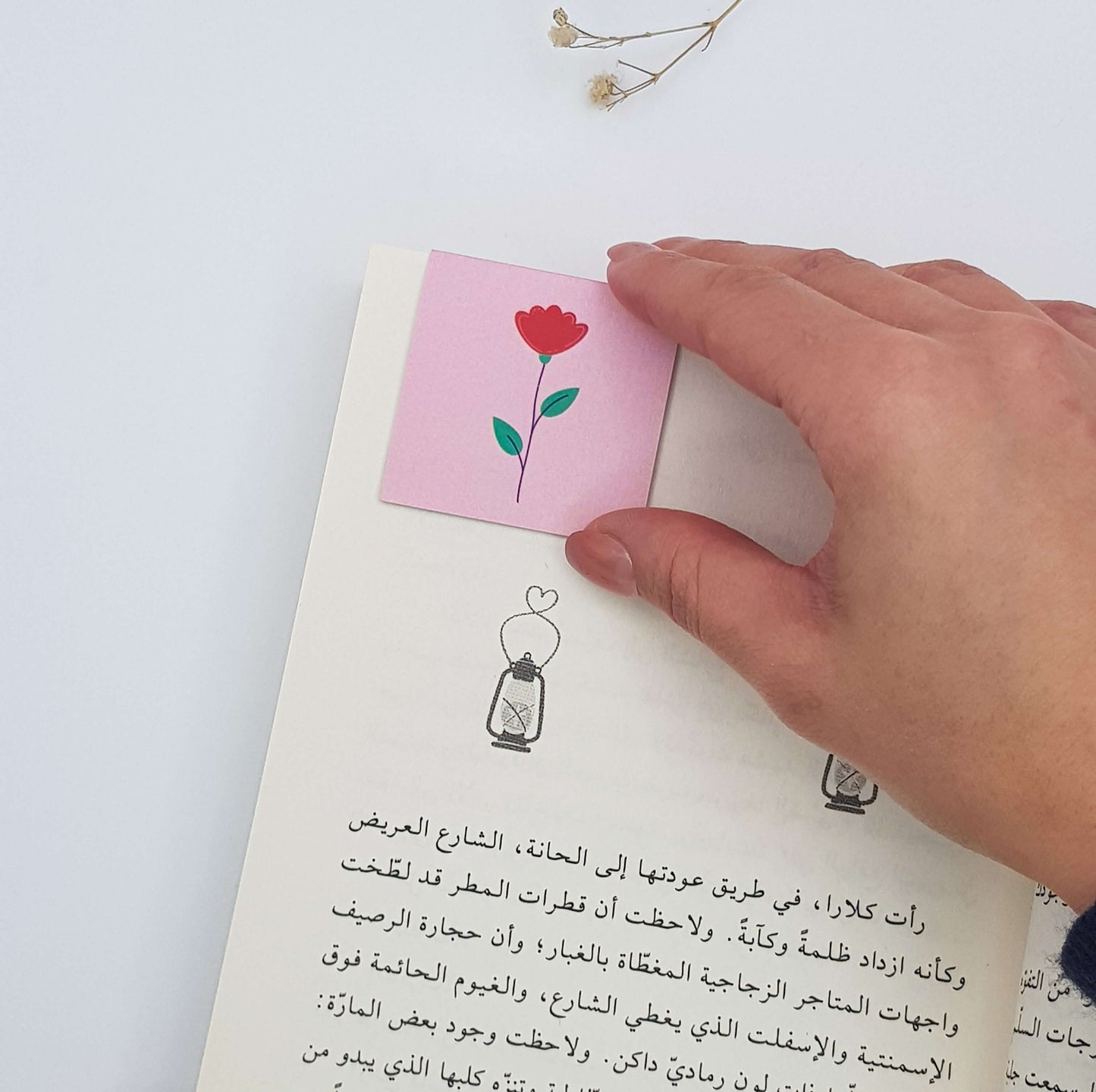 Breathy Flower Magnetic Bookmark