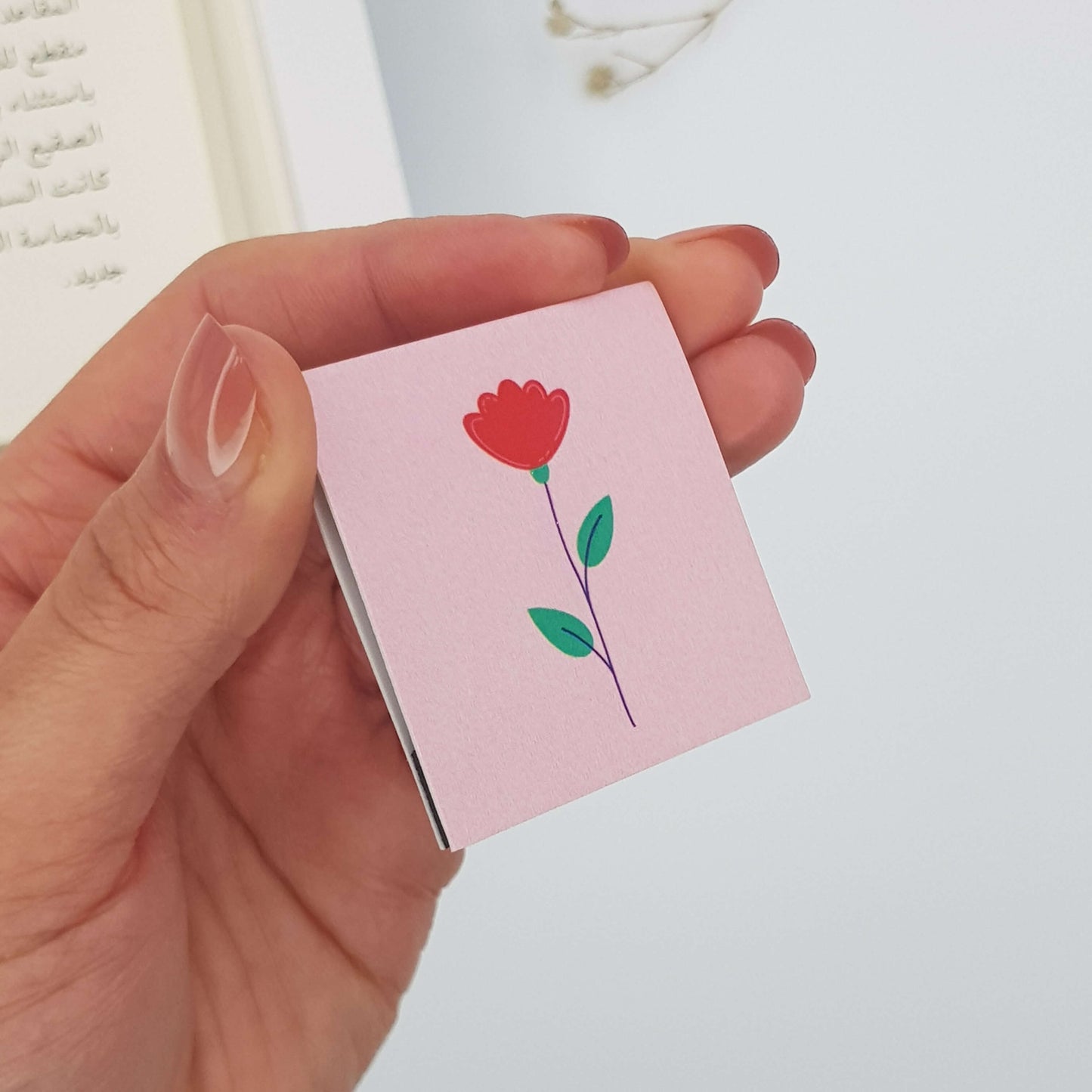 Breathy Flower Magnetic Bookmark