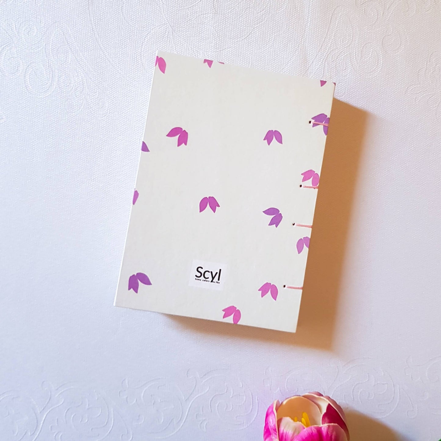Free and Happy Notebook